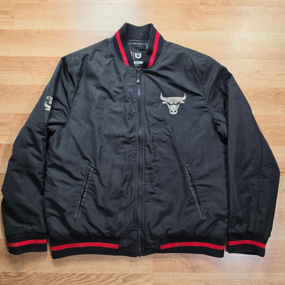 NBA Chicago Bulls Bomber Jacket Men XL Black Red Full Zip Quilted Sportswear UNC